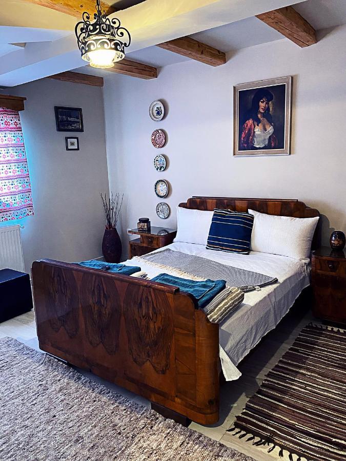 Apartmán La Curtea Veche Lapus Exteriér fotografie