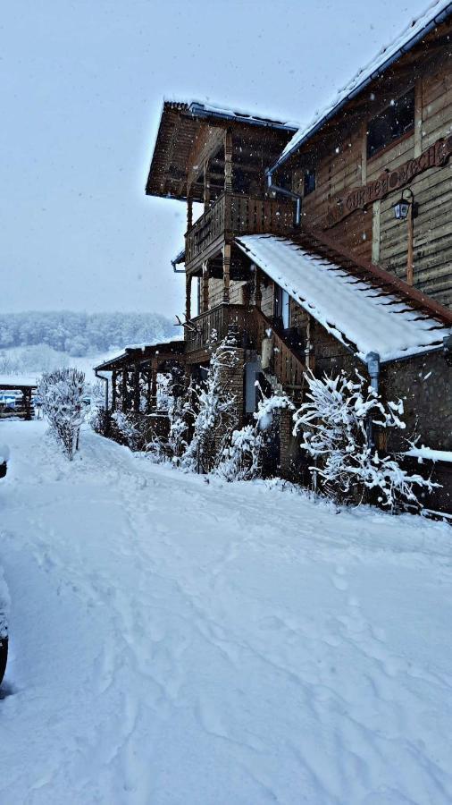 Apartmán La Curtea Veche Lapus Exteriér fotografie
